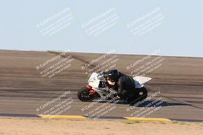 media/Oct-06-2024-Race Pace (Sun) [[d7d39ec7ad]]/5-Bowl Pans (830am)/